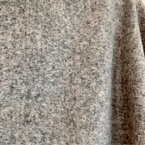 Heather Grey Soft Brushed Knit Dolman Long Sleeves Pullover Top - Picture 5 of 6